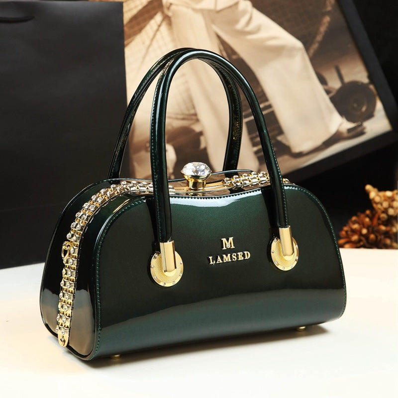 Simple Handbag for Middle-Aged Women